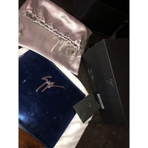 Giuseppe Zanotti clutch